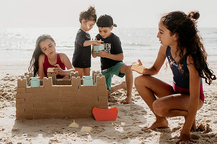 The 7 Best Beach Games and Toys For Kids This Summer