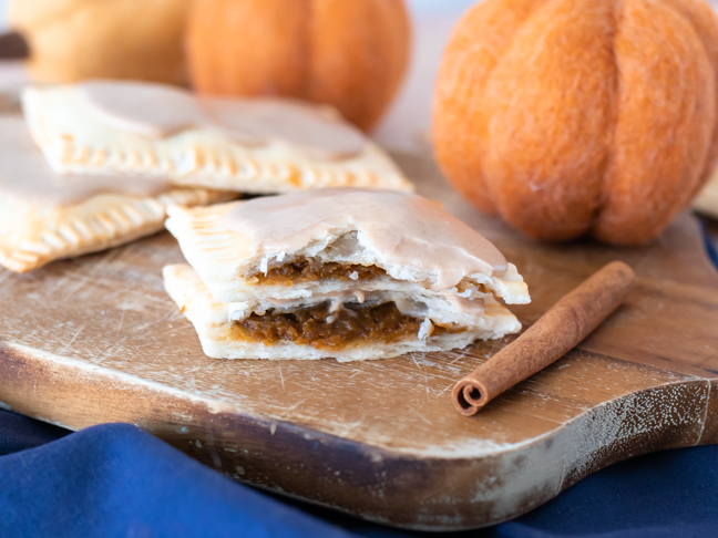 pumpkin pie pop tarts