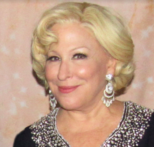 https://en.wikipedia.org/wiki/Bette_Midler#/media/File:Bette_Midler_(18939287670)_(cropped).jpg