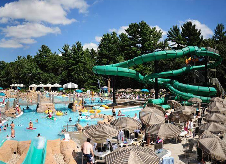 hotels with water parks