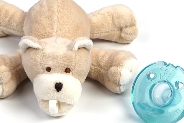 Wubbanub shop removable pacifier