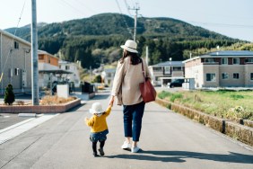 Traveling tips for moms with toddlers