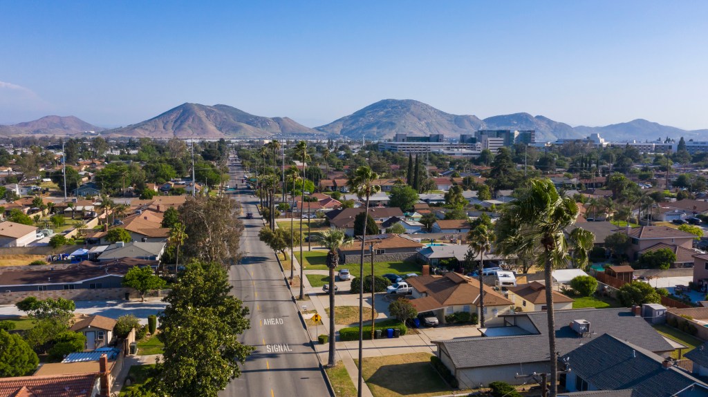 Fontana, California