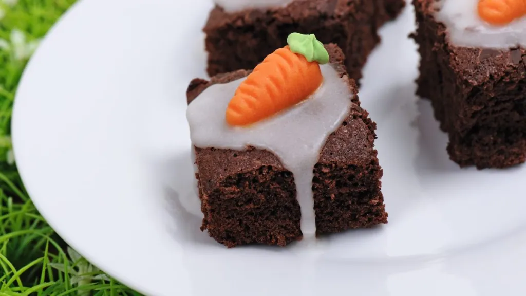 Little Brownie Cake with Carrots Easter Time