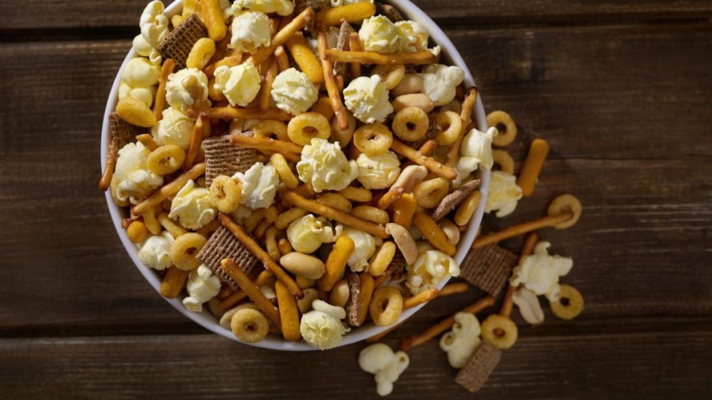 Popcorn Snack Mix with, Pretzels, Peanuts, Oat Cereal, Whole Wheat Cereal and Cheese Sticks