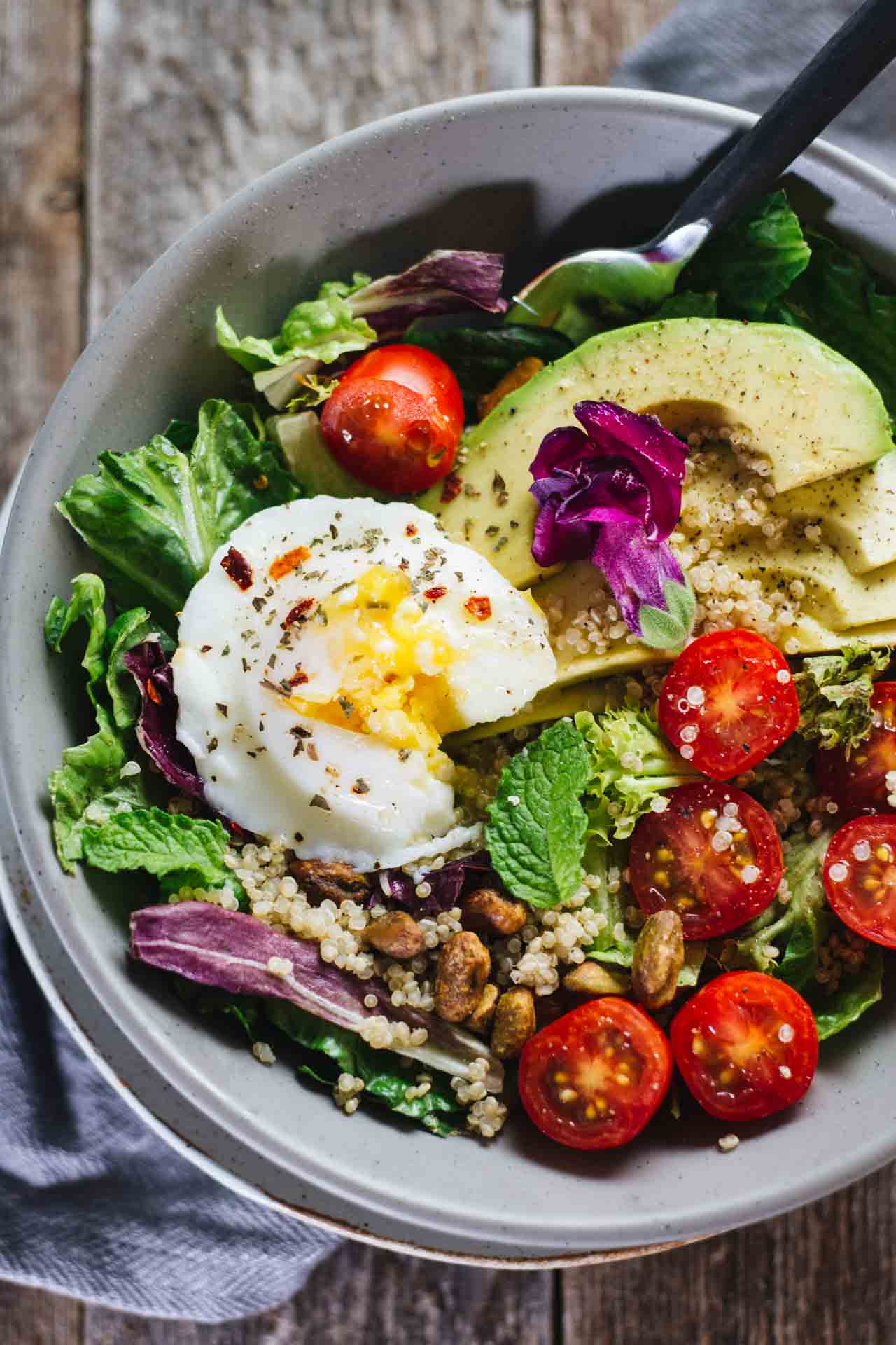 Poached Egg & Avocado Breakfast Salad