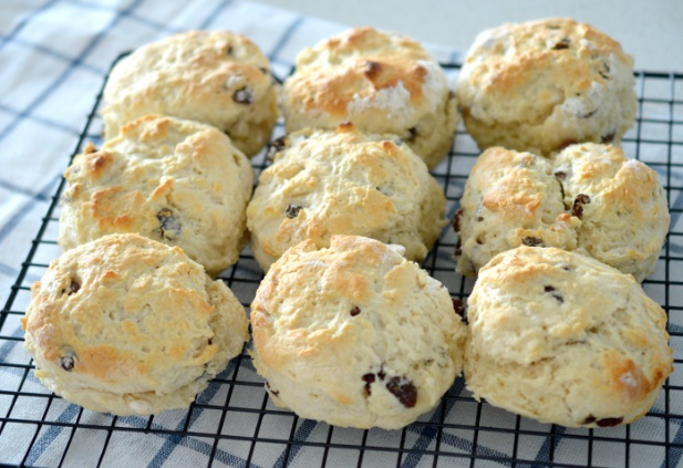 4 Ingredient Sultana Scones