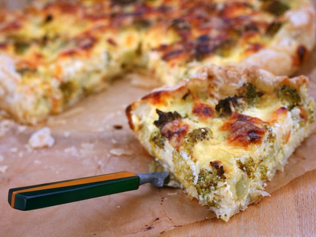 Broccoli Cheese and Chicken Quiche