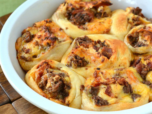 Bacon Cheeseburger Pinwheels