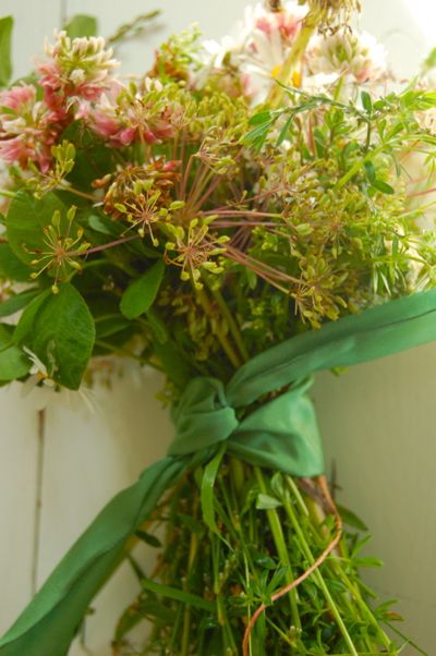 How to Make a Wildflower Bouquet