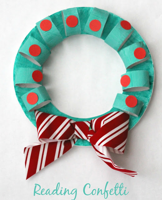 Toilet Paper Roll Wreath