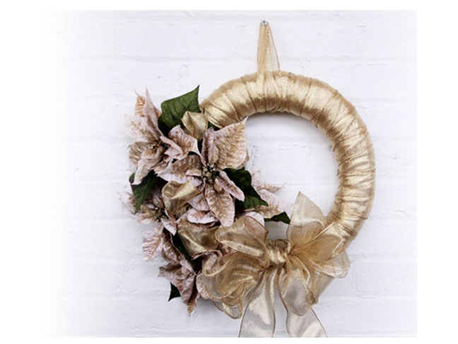 Poinsetta Wreath