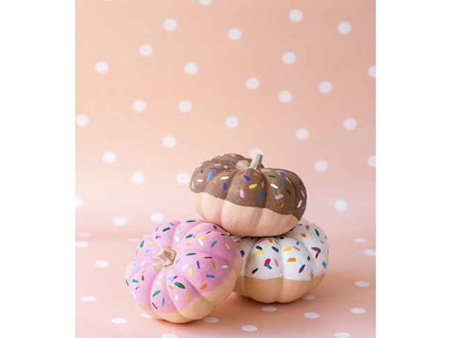 Make Donut Pumpkins