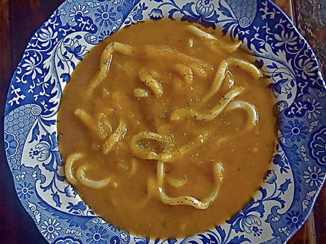 Make Pumpkin Noodle Soup