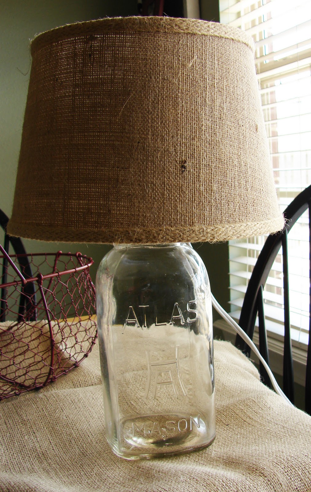 Home Decor: Make a Lamp
