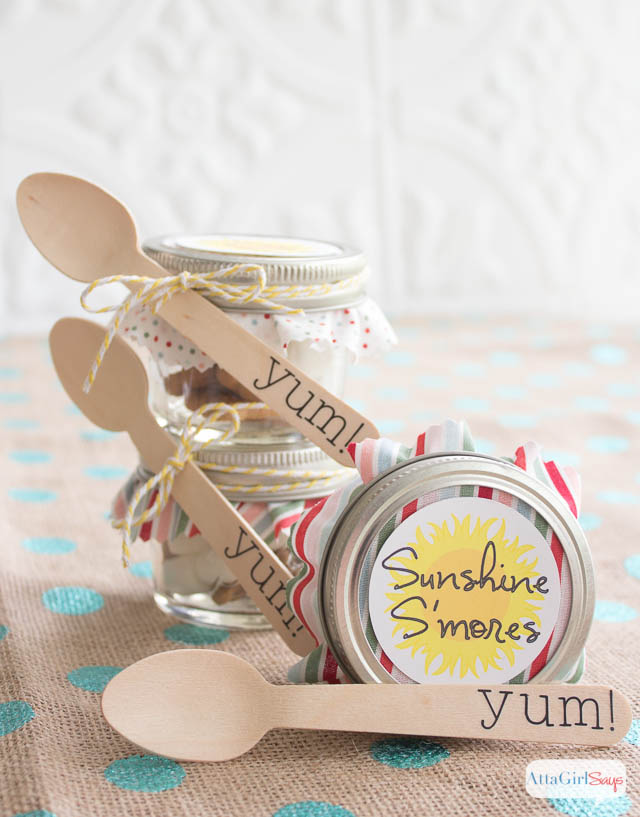 Gift Some Yummy Smores in a Jar