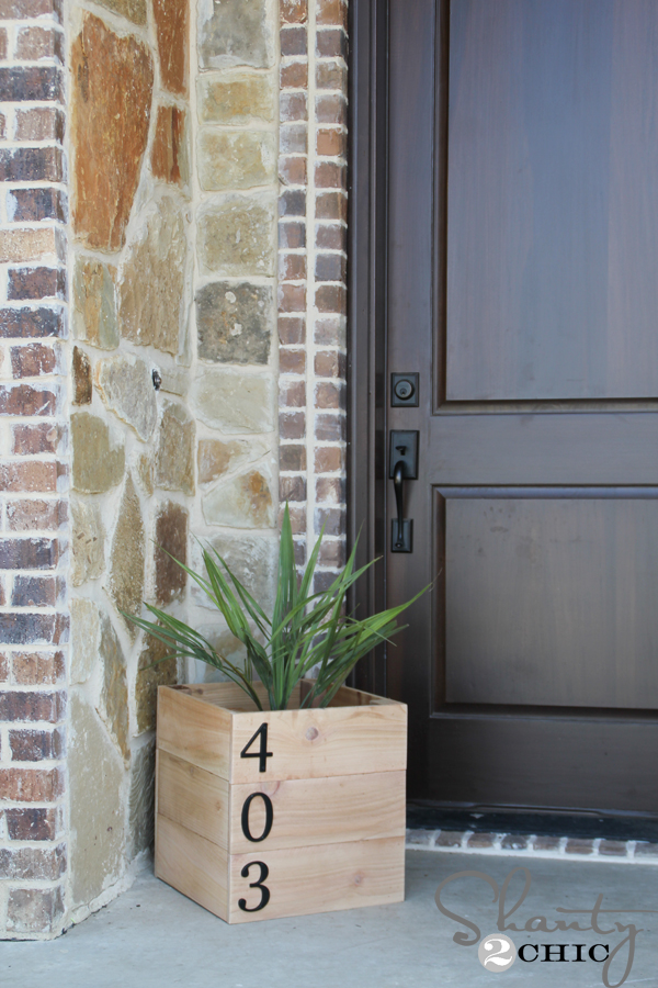 DIY Cedar Planter Box House Number Idea