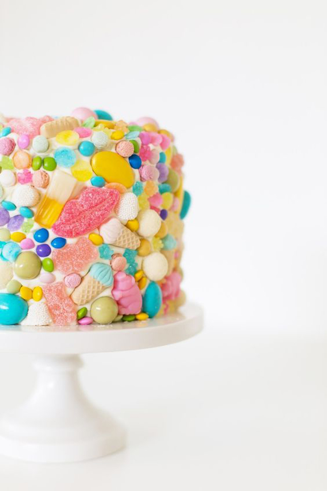 Cover a Messy Cake in Candy