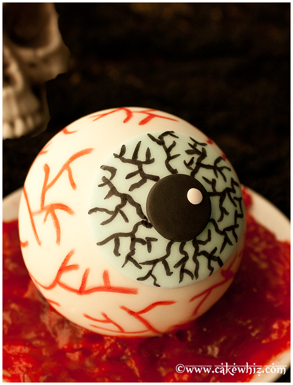 Eyeball Cake