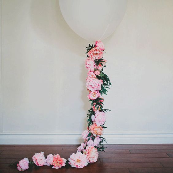 Baby Shower Decor: 12 Unexpected (& Easy) Balloon Ideas