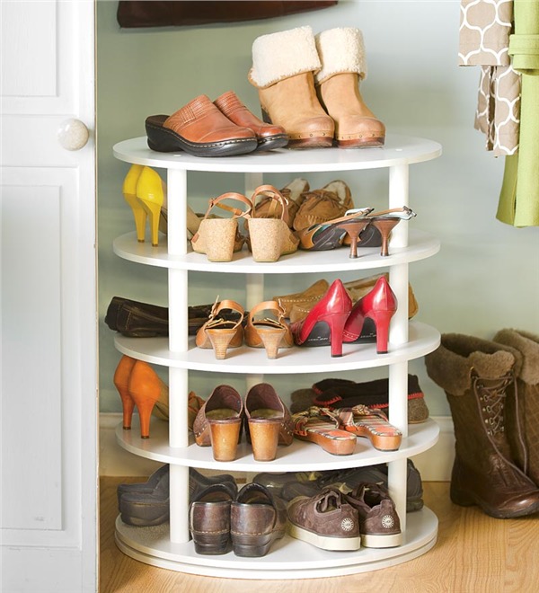 DIY Lazy Susan Shoe Rack