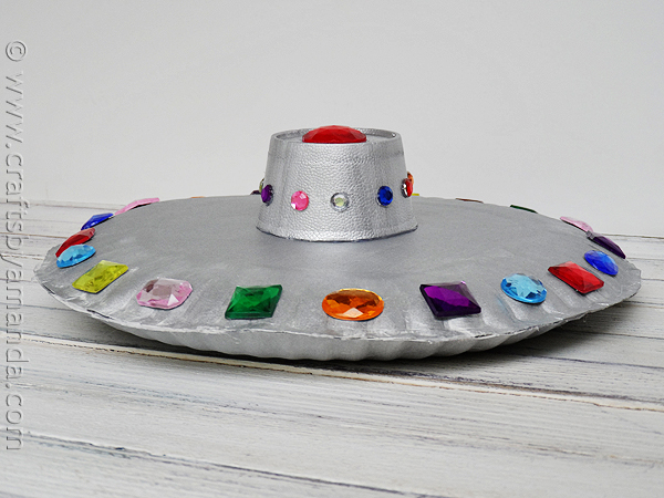 Paper Plate Flying Saucer