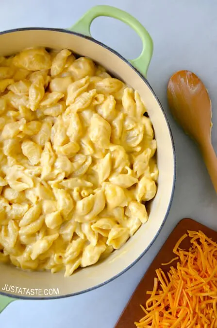 Easy Stovetop Macaroni and Cheese