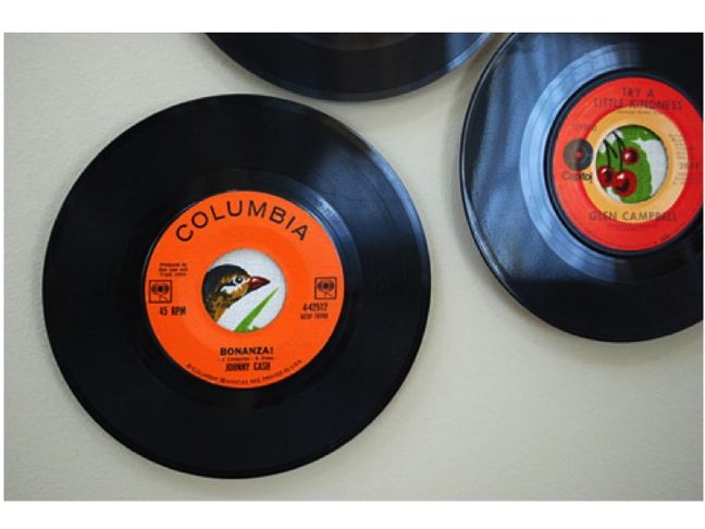 DIY Vinyl Record Frame