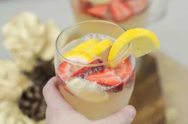 Lemon Berry Spritzer