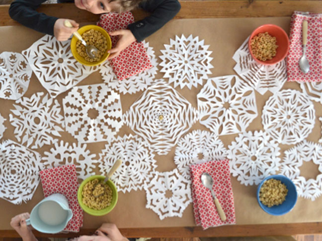 DIY Snowflake Table Runner