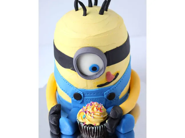 Minions sheet birthday cake | Minion birthday cake, Birthday sheet cakes, Cake  images