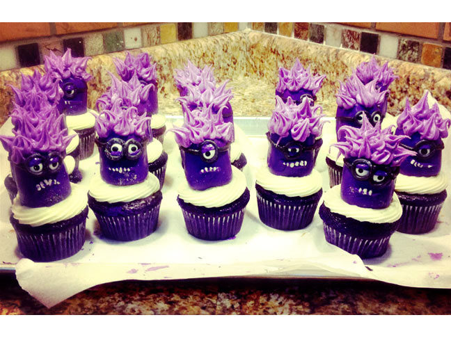 Purple Minion Twinkie Cupcakes
