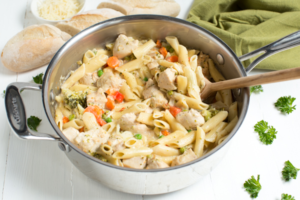 One Pot Creamy Chicken and Vegetable Pasta Recipe
