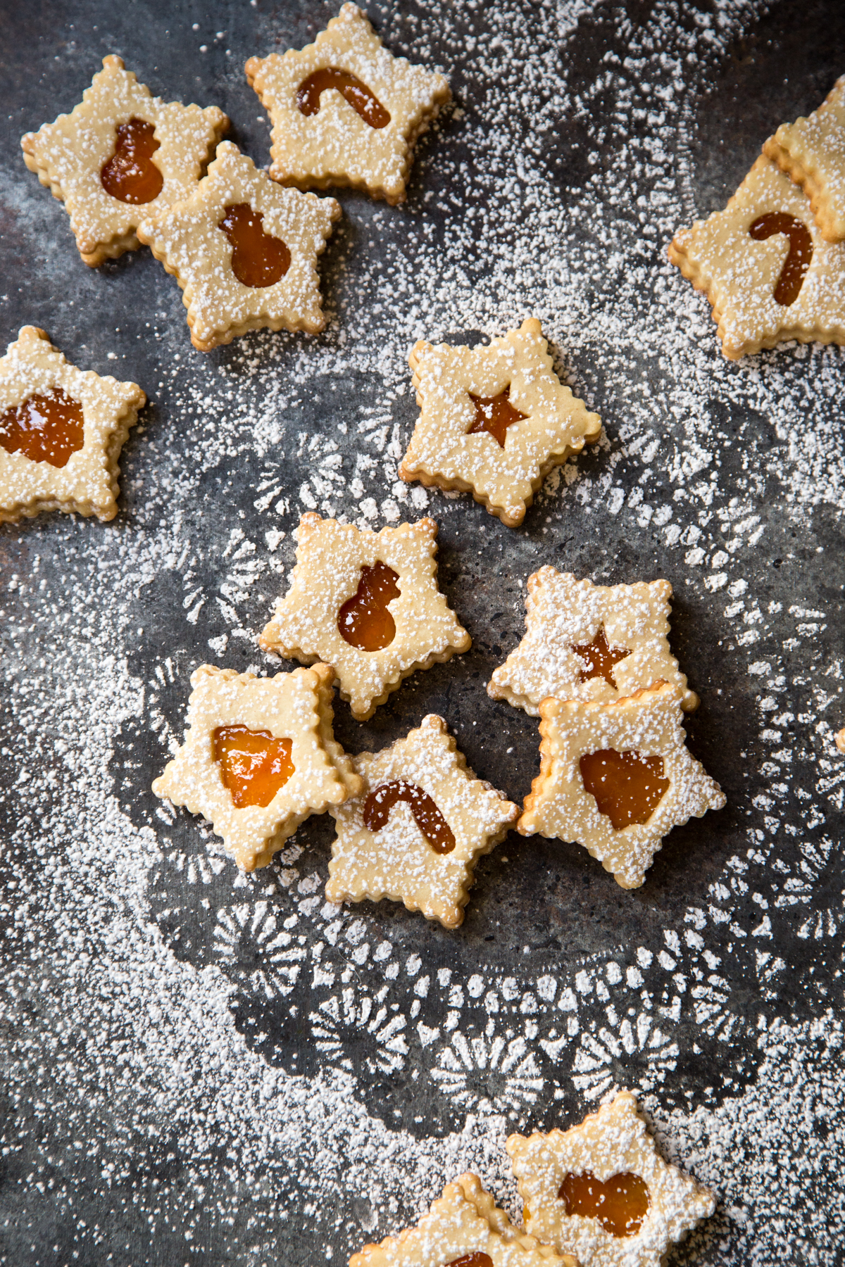 Apricot Almond Linzer Cookies