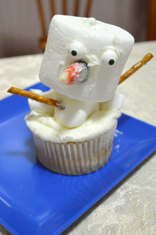 Olaf Cupcakes 