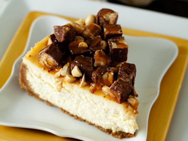 Snickers Cheesecake