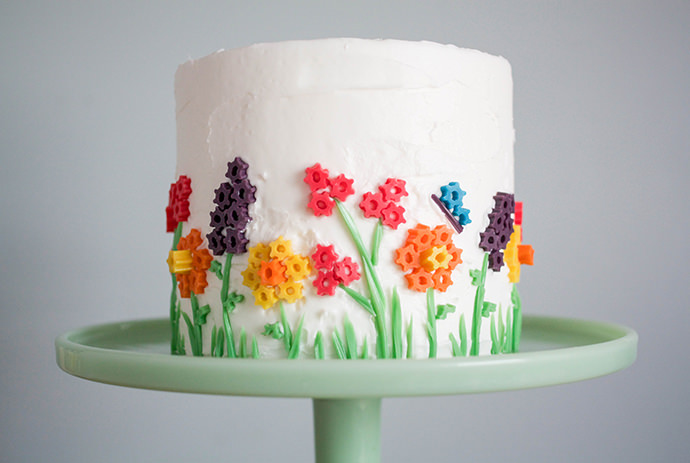 Add Licorice to a Simple White Cake