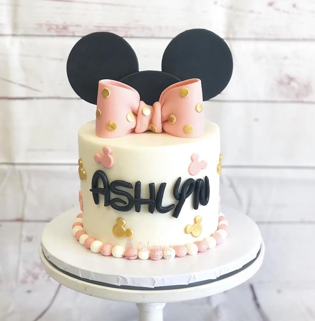 Not-so-Basic Minnie Mouse Cake