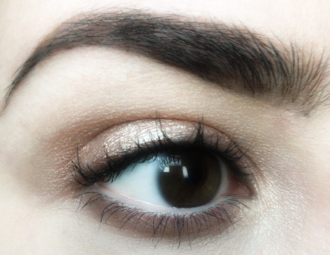 Eyes: Fuller Looking Lashes