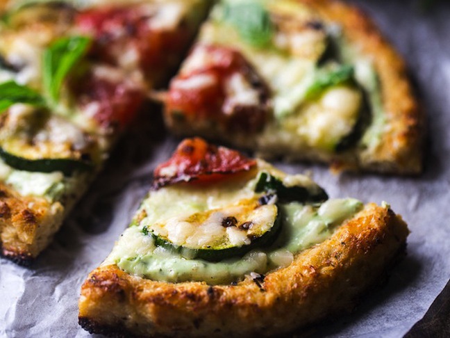 Cauliflower Grilled Pizza with Greek Yogurt Pesto