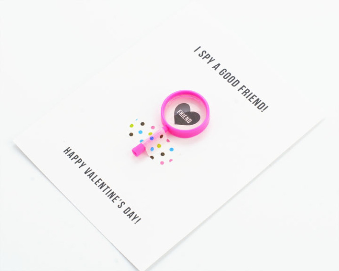 I Spy Magnifying Glass Valentines