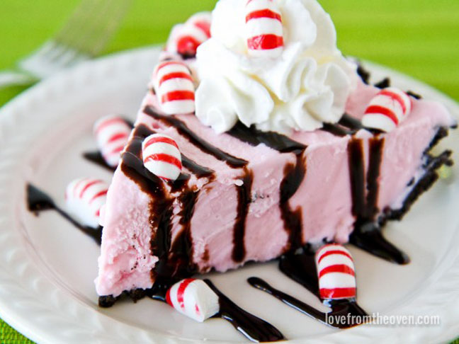 Peppermint Crunch Ice Cream Pie