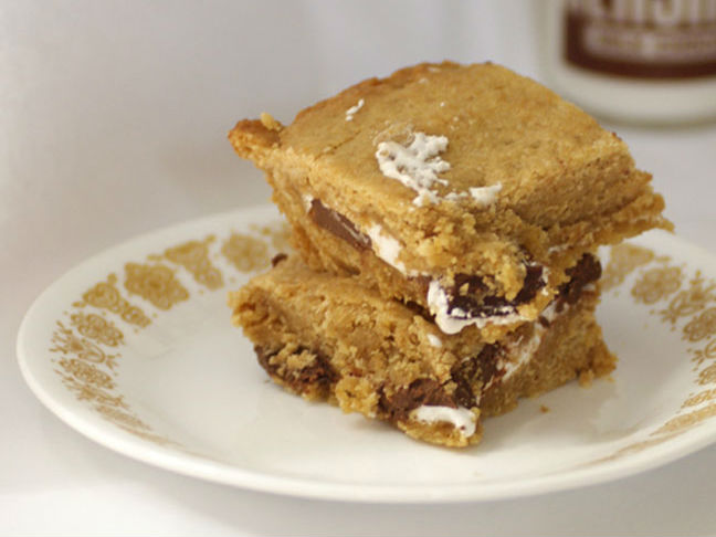 S'mores Cookie Bars