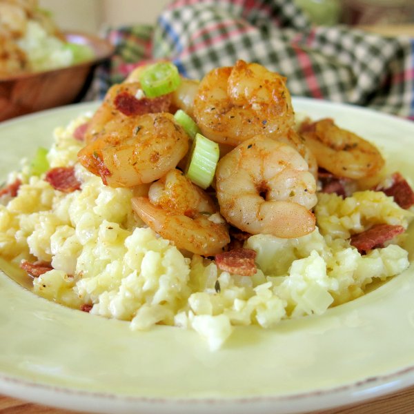 Spicy Shrimp and Cauliflower Grits
