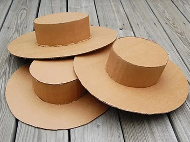 DIY Cardboard Sombreros