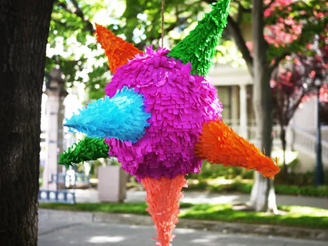 DIY Star Piñata
