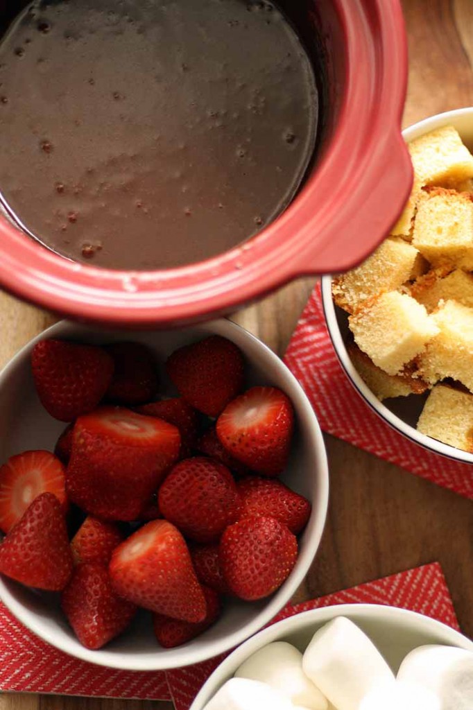 Slow Cooker Chocolate Fondue