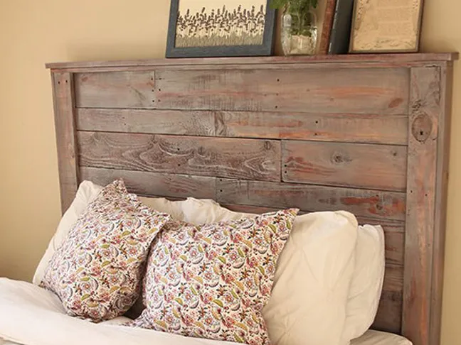 Rustic Pallet Headboard