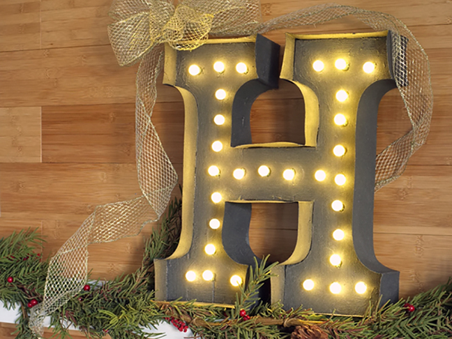 DIY Marquee Letter Holiday Sign