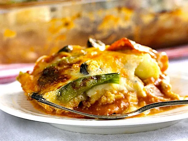 Zucchini Lasagna: Pizza Style